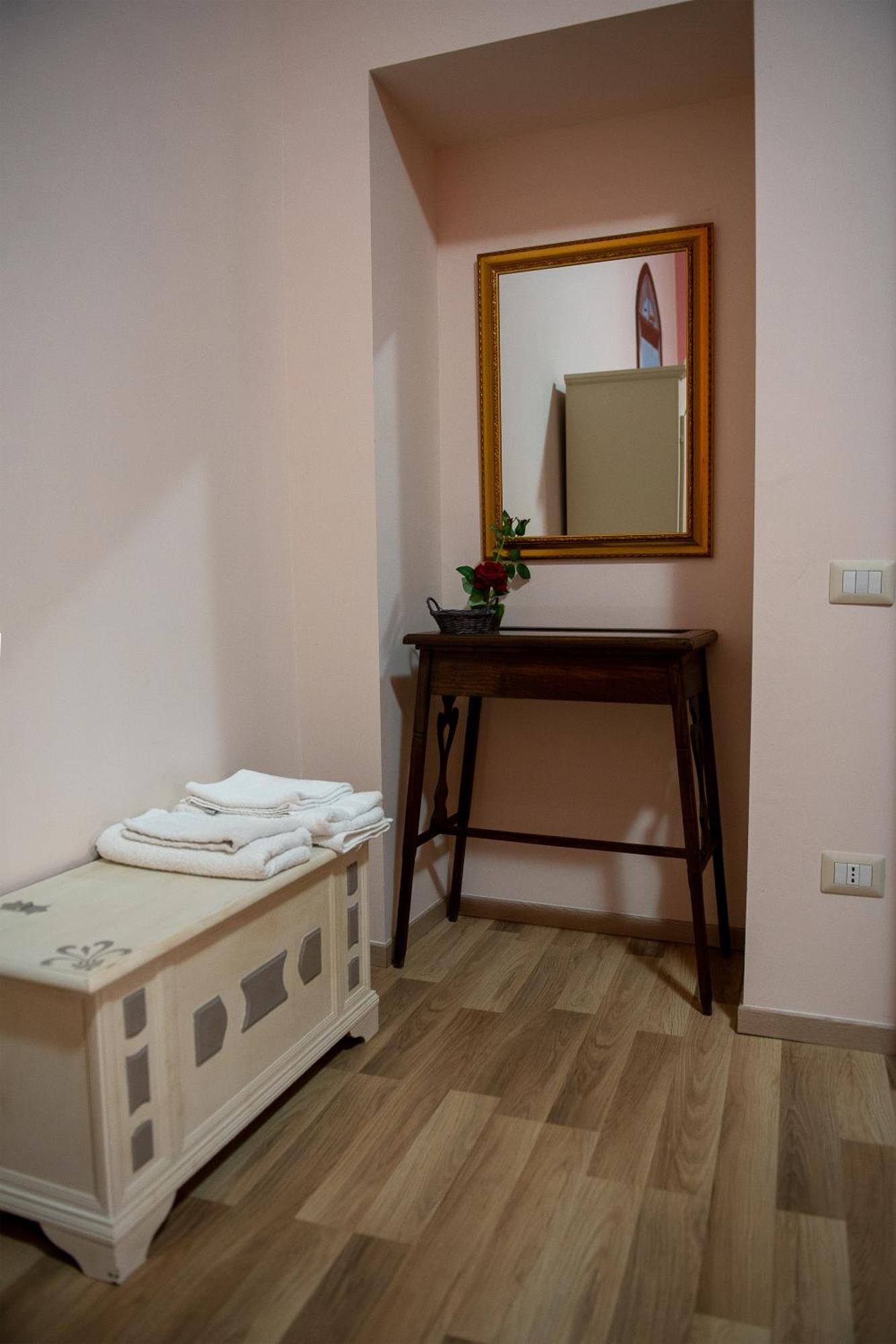 Mandevilla Home Caiazzo Екстериор снимка